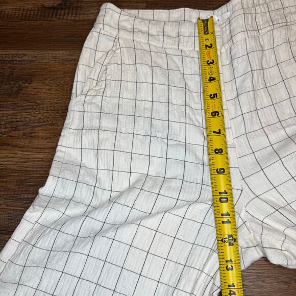Lydelle size SMALL cream and black window pane plaid wide leg capri pants Cotton - Picture 7 of 8